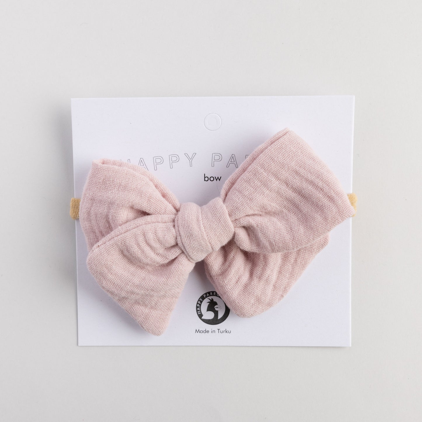 Samanlaiset rusetit äidille ja tyttarelle lapselle vauvalle samisrusetit isälle ja pojalle ristiaisiin nimiaisiin juhliin häihin babyshower lahja vastasyntyneen äidille vanhemmille joululahja lapsenlapsen vanhemmille puuvillarusetit musliinikankaasta musliinirusetit hiuskoristeet hiusrusetit äidille ja lapselle tytölle tytöille lapsille kaularusetit isälle ja pojalle pojille lapsille asusteet isyyspakkaus sisältö ideoita